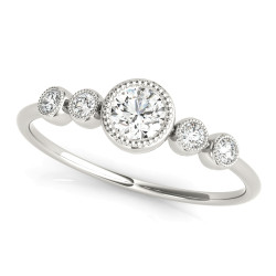 5 STONE FASHION RING RD CENTER