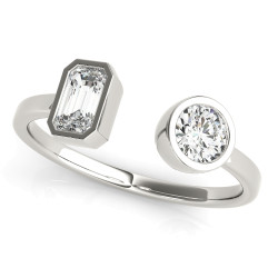 EMERALD & RD FASHION RING